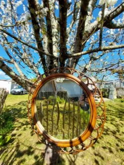 Miroir en rotin