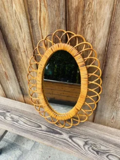Miroir en rotin ovale vintage années 60/70