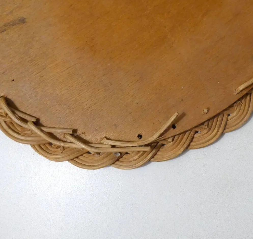miroir en rotin tressé