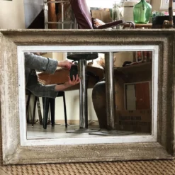 Miroir en stuc