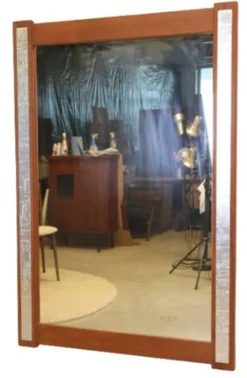 Miroir en teck avec accents argentés