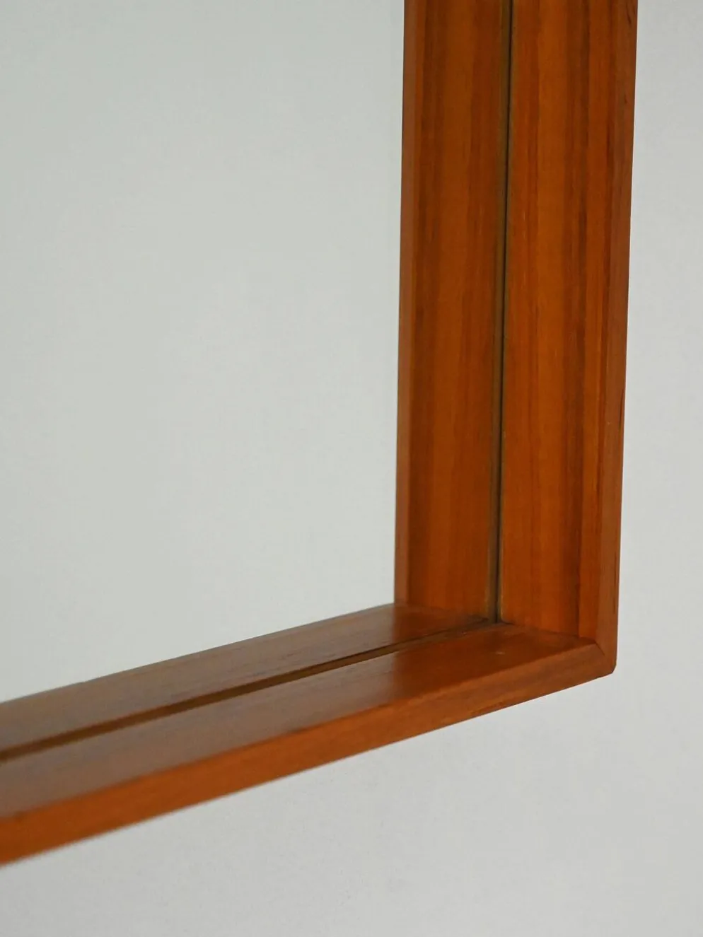 Miroir en teck suédois des années 1950-60