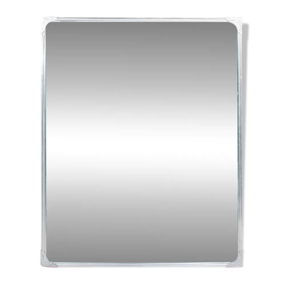 Miroir fabriqués à base de matériaux recyclés