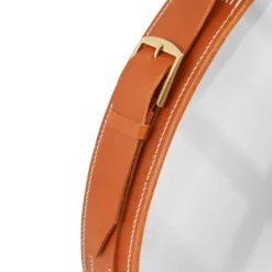 Miroir fait main de style J. Adnet en cuir tanné végétal de couleur tan, ø 45 cm