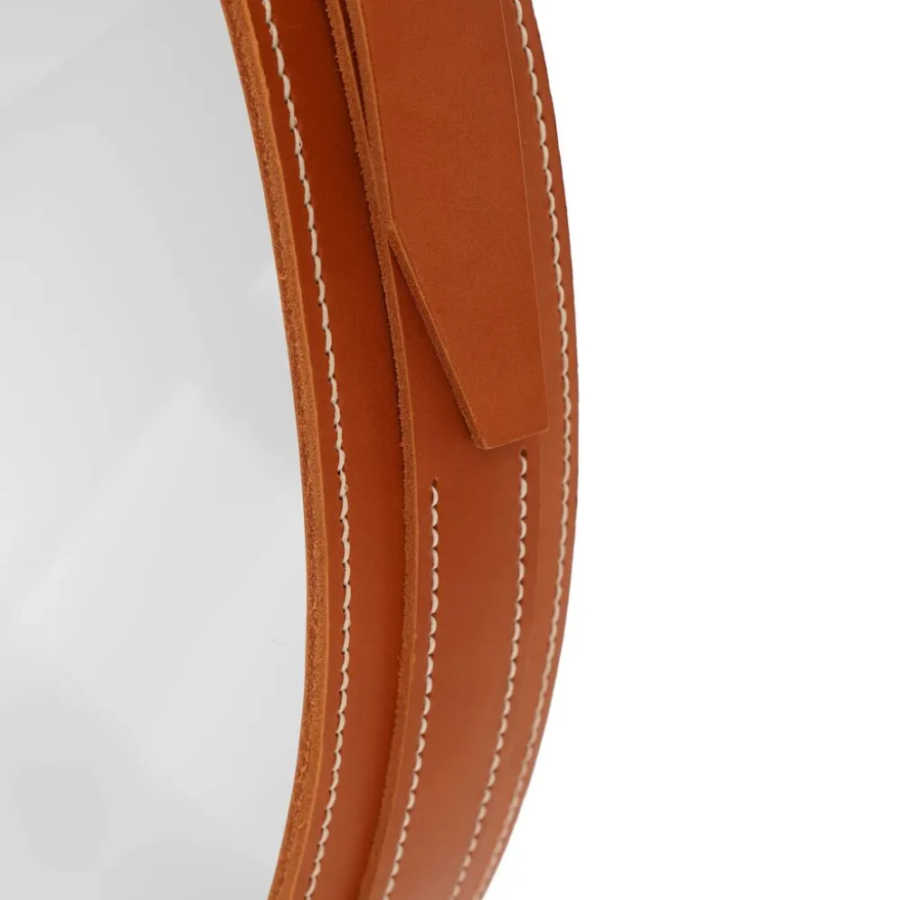 Miroir fait main de style J. Adnet en cuir tanné végétal de couleur tan, ø 45 cm