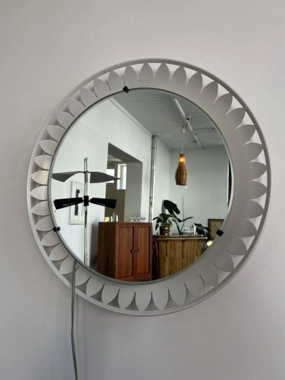 Miroir fleuri illuminé – Hillebrand, Ernst Igl