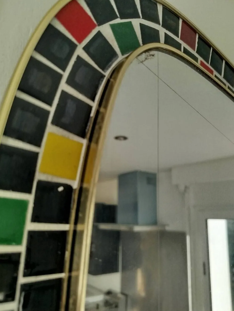 Miroir forme libre en céramique, avril 1968