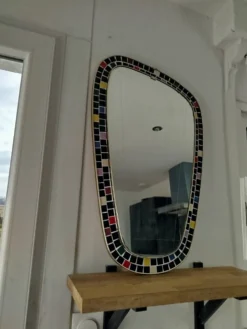 Miroir forme libre en céramique, avril 1968