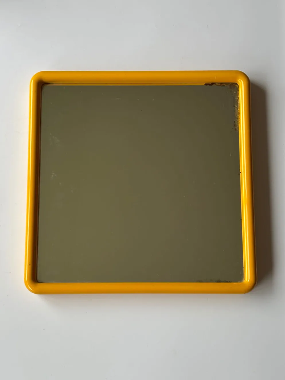 Miroir Gedy par Makio Hasuike