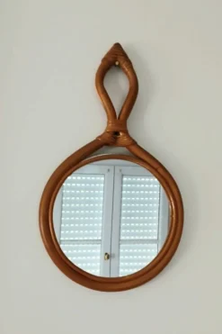 Miroir goutte en rotin, 1960