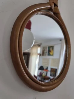 Miroir goutte en rotin, 1960