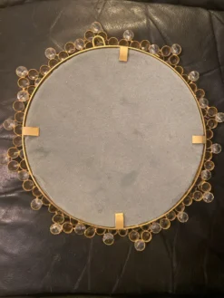Miroir Hollywood Regency en cristal de Pawla