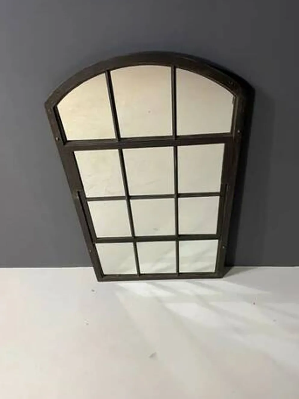 Miroir industriel en fer patiné, Tchécoslovaquie, années 1960