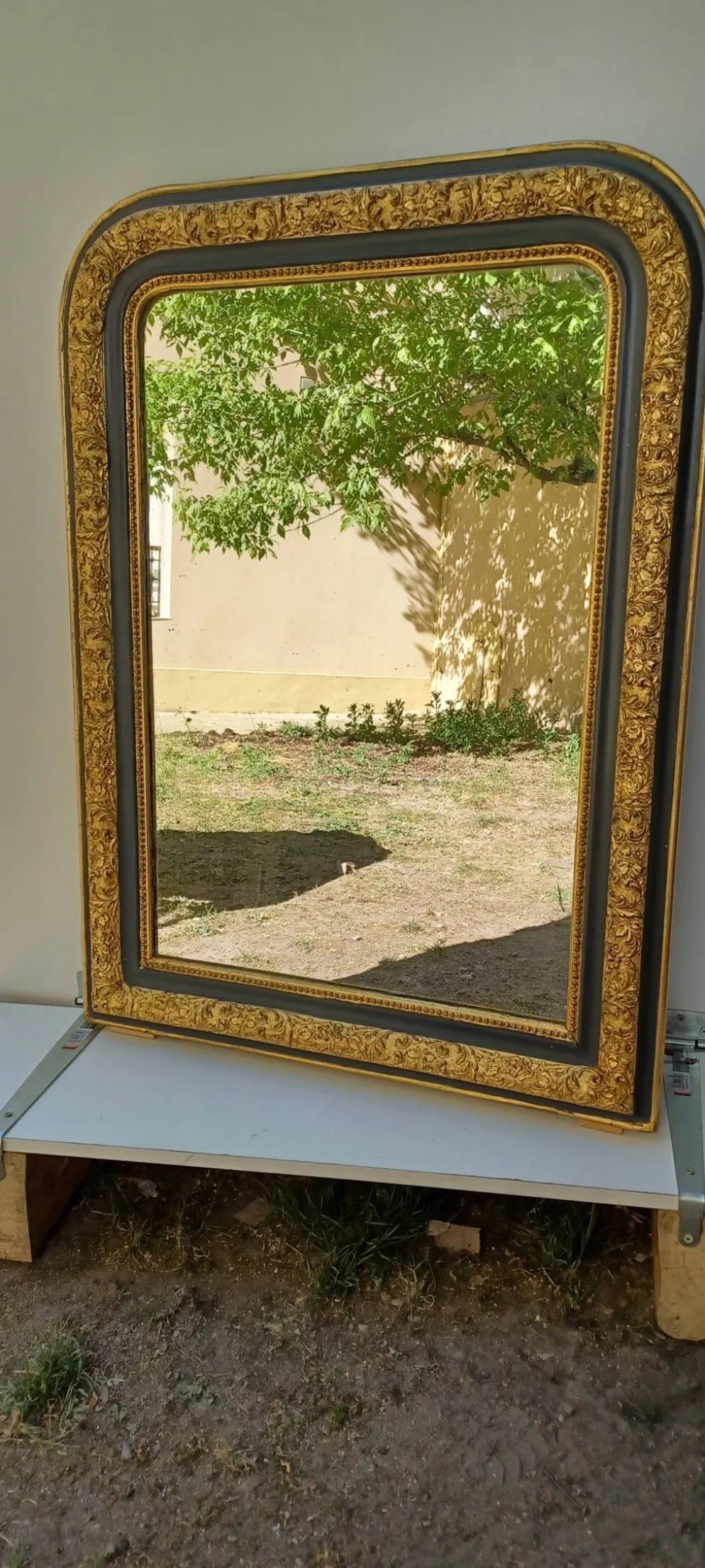 Miroir louis-philippe dore et patine gris vers 1890