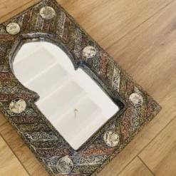 Miroir marocain vintage à décor mauresque