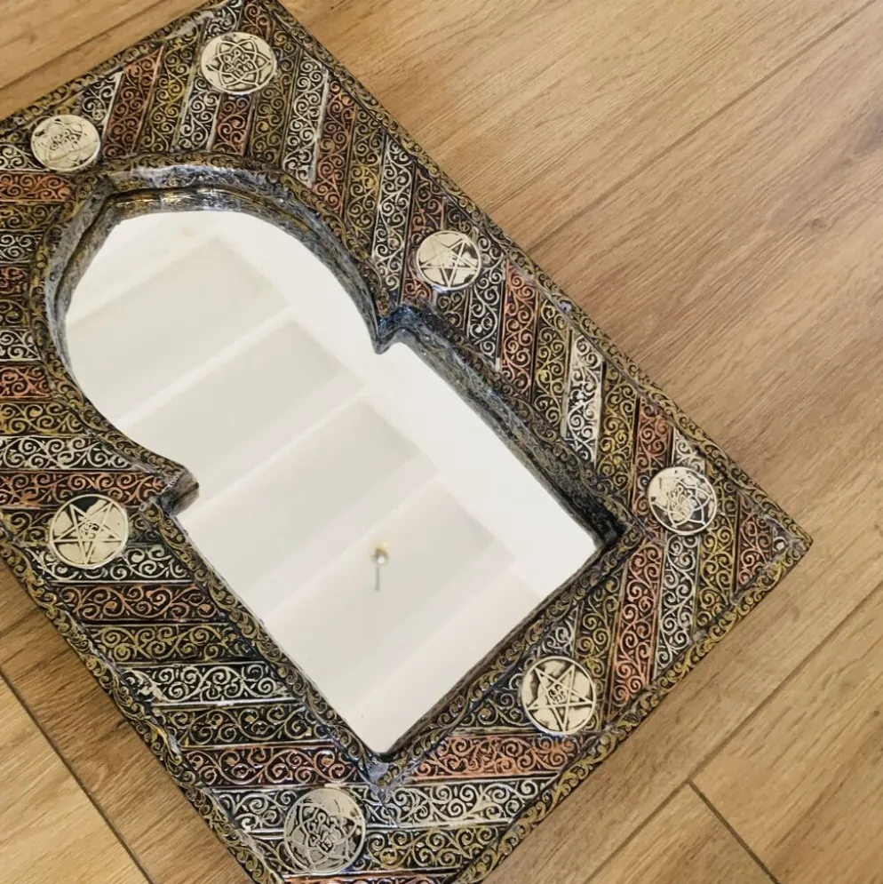 Miroir marocain vintage à décor mauresque