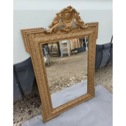 Miroir 19ème bois et stuc doré