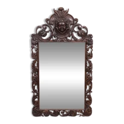 Miroir monumental ancien du XVIIIe siècle en chêne, orné d'un chérubin, de Hollande.