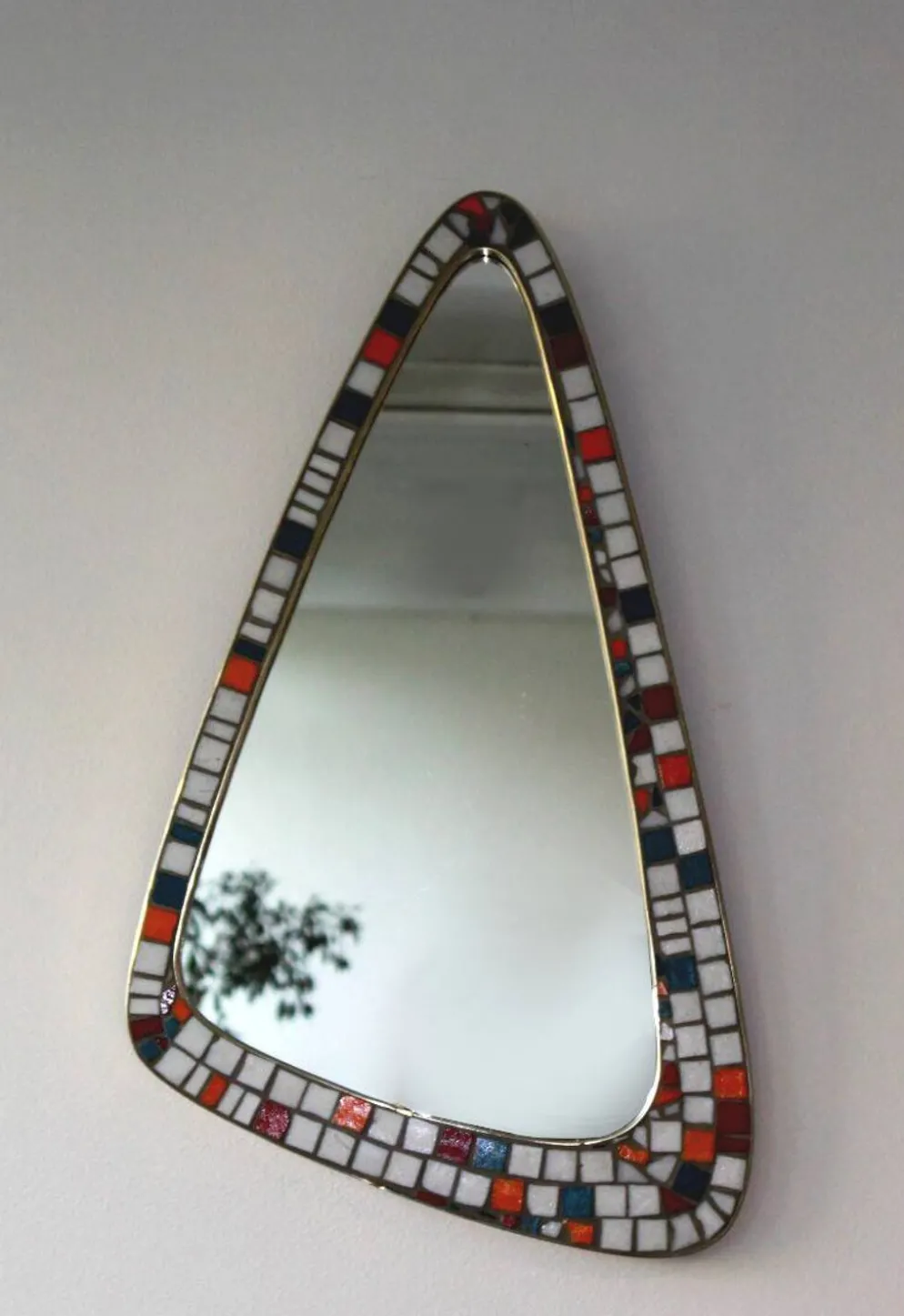 Miroir mosaïque et laiton, forme libre, Hollande, 50’s.