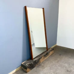 Miroir mural avec cadre en teck, années 1960