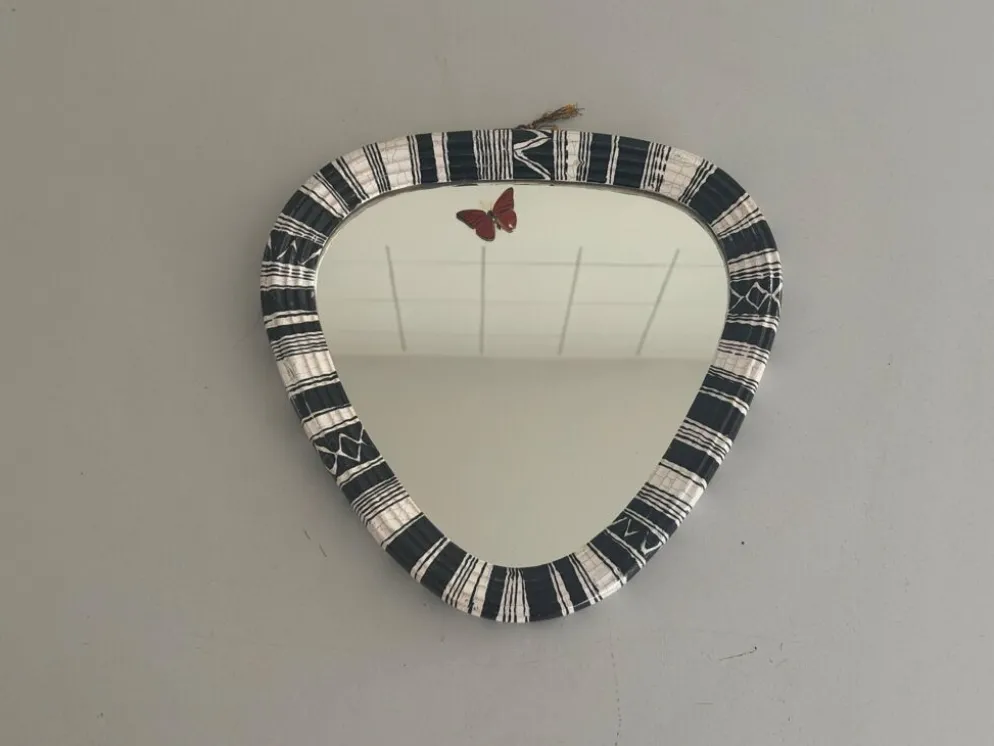 Miroir mural de petite taille, triangle rond en céramique noir et blanc, années 1950, Allemagne