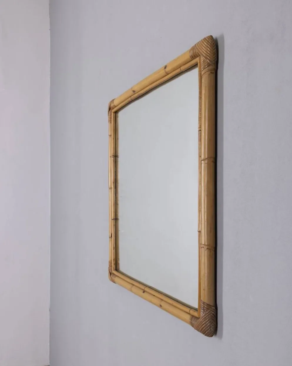 Miroir mural en bambou au design italien vintage des années 1960
