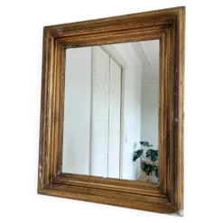 Miroir mural en bois doré antique en or