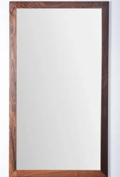 Miroir mural en palissandre modèle 366 par Aksel Kjersgaard pour Odder, Danemark, années 1960.