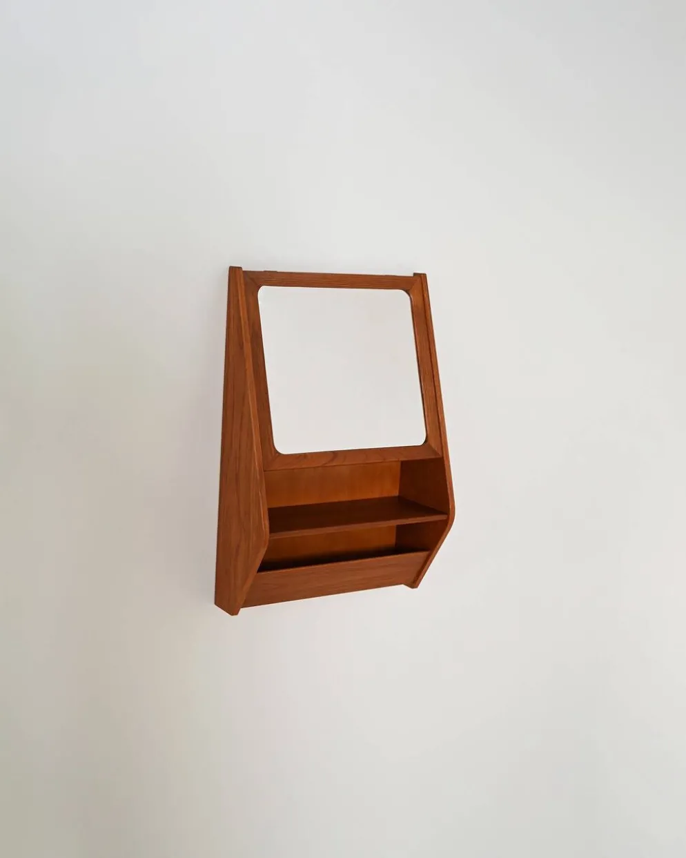 Miroir mural en teck scandinave avec compartiment de rangement, années 1960