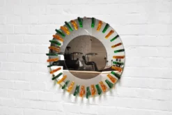 Miroir mural en verre de cristal des années 1960