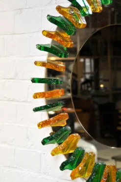 Miroir mural en verre de cristal des années 1960