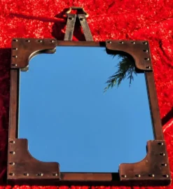 Miroir Mural gainée de cuir