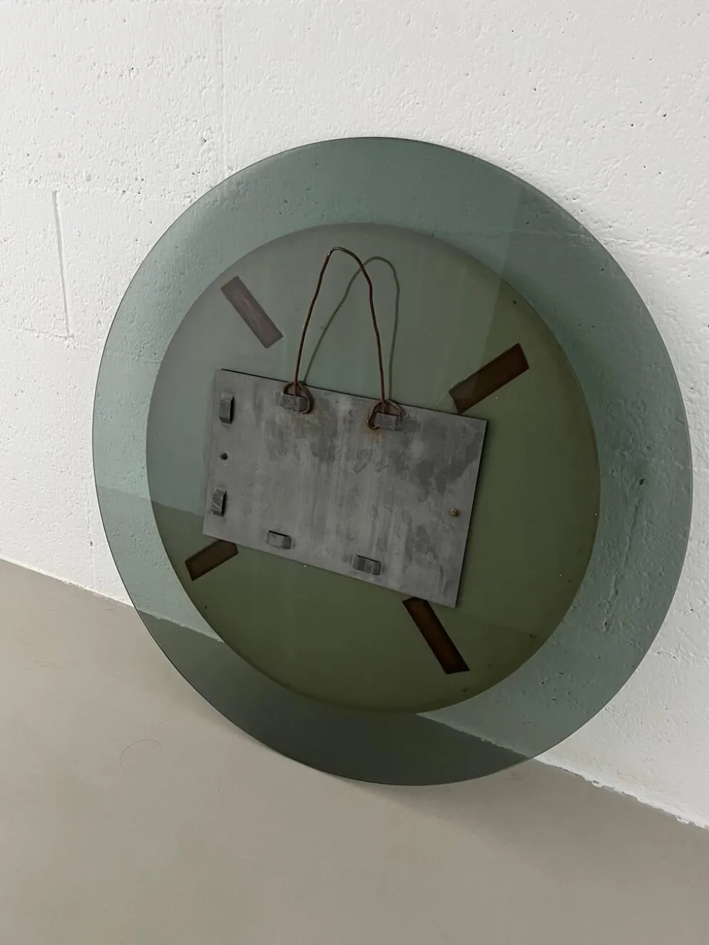 Miroir mural rond décoratif en verre fumé, objet de collection italien de l'ère spatiale
