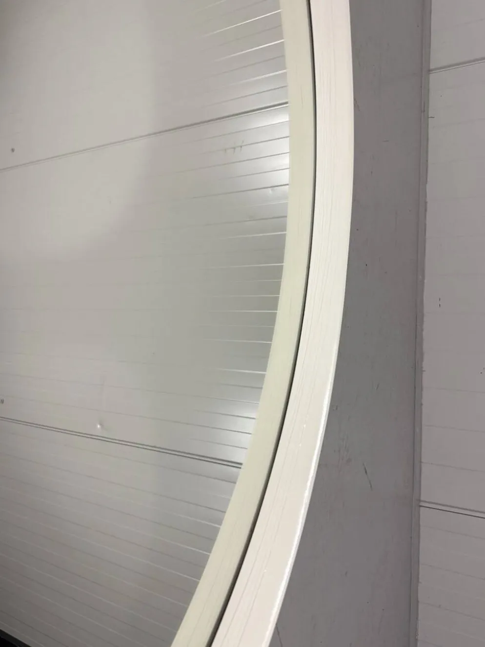 Miroir mural rond en bois blanc XXL, années 1960-1970