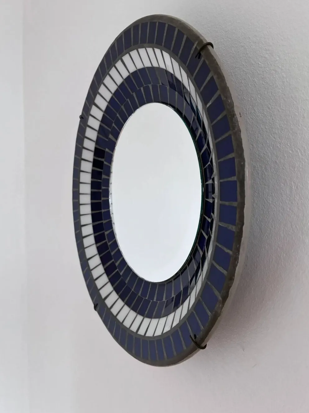 Miroir mural rond en mosaïque danois vintage, marqué B. J. H. Moller, années 1970