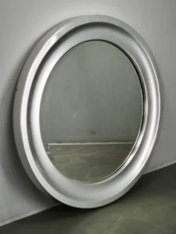 Miroir mural rond italien des années 1970 avec cadre argenté