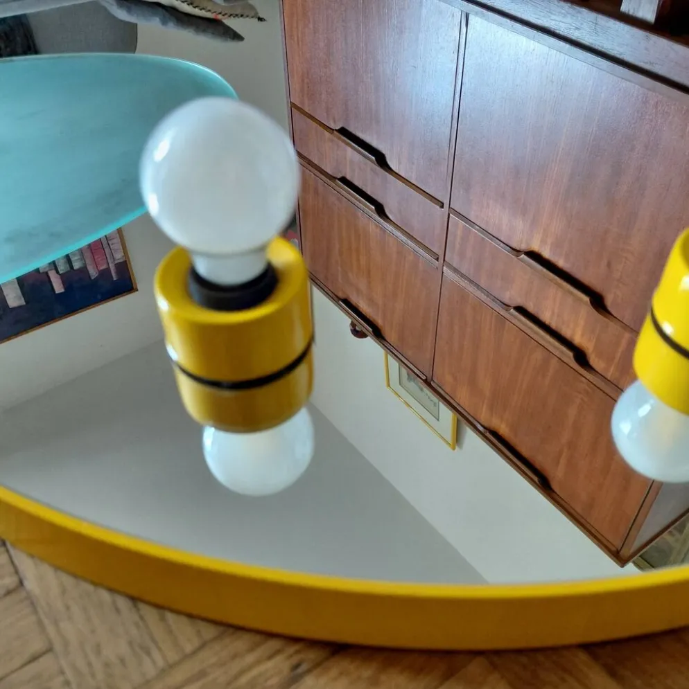 Miroir mural rond lumineux Gedy Space Age jaune – Italie, années 1970