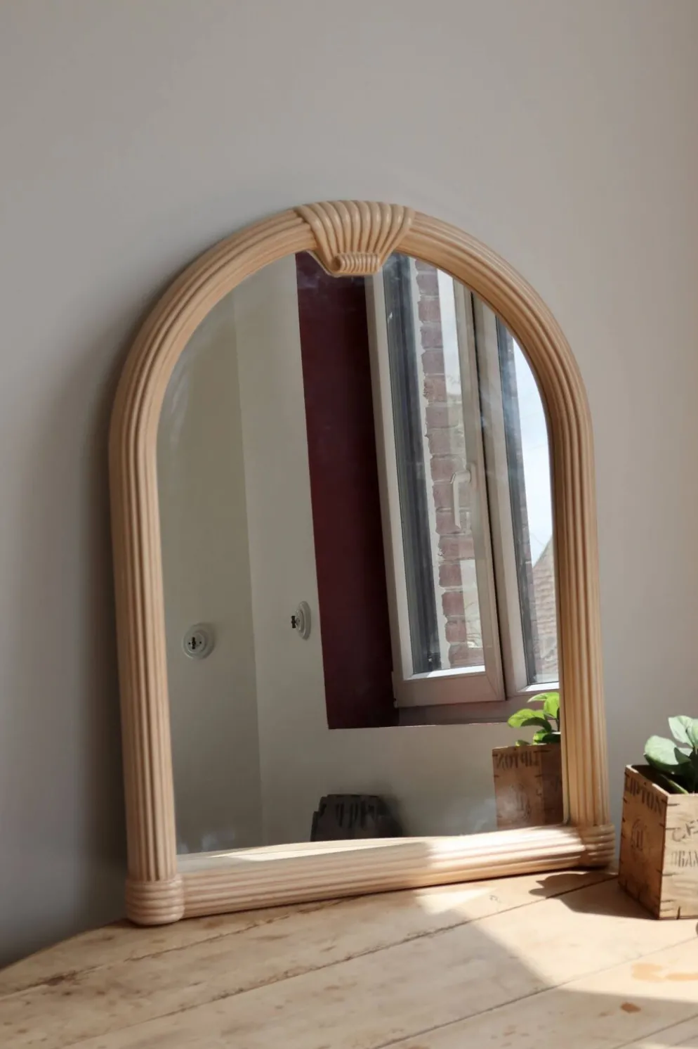 Miroir mural rose poudré arche - Style Art déco - Cadre mouluré