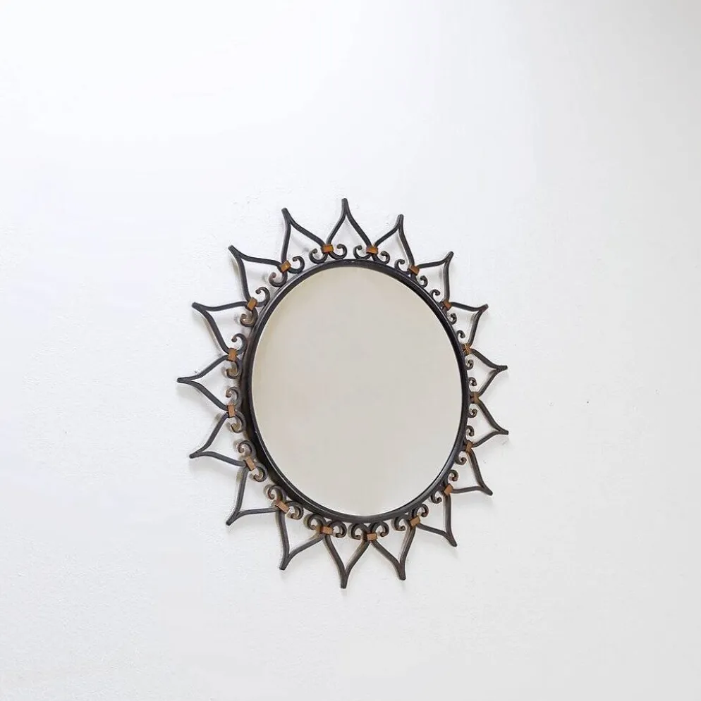 Miroir mural soleil en fer forgé avec motif cœur - 1960s