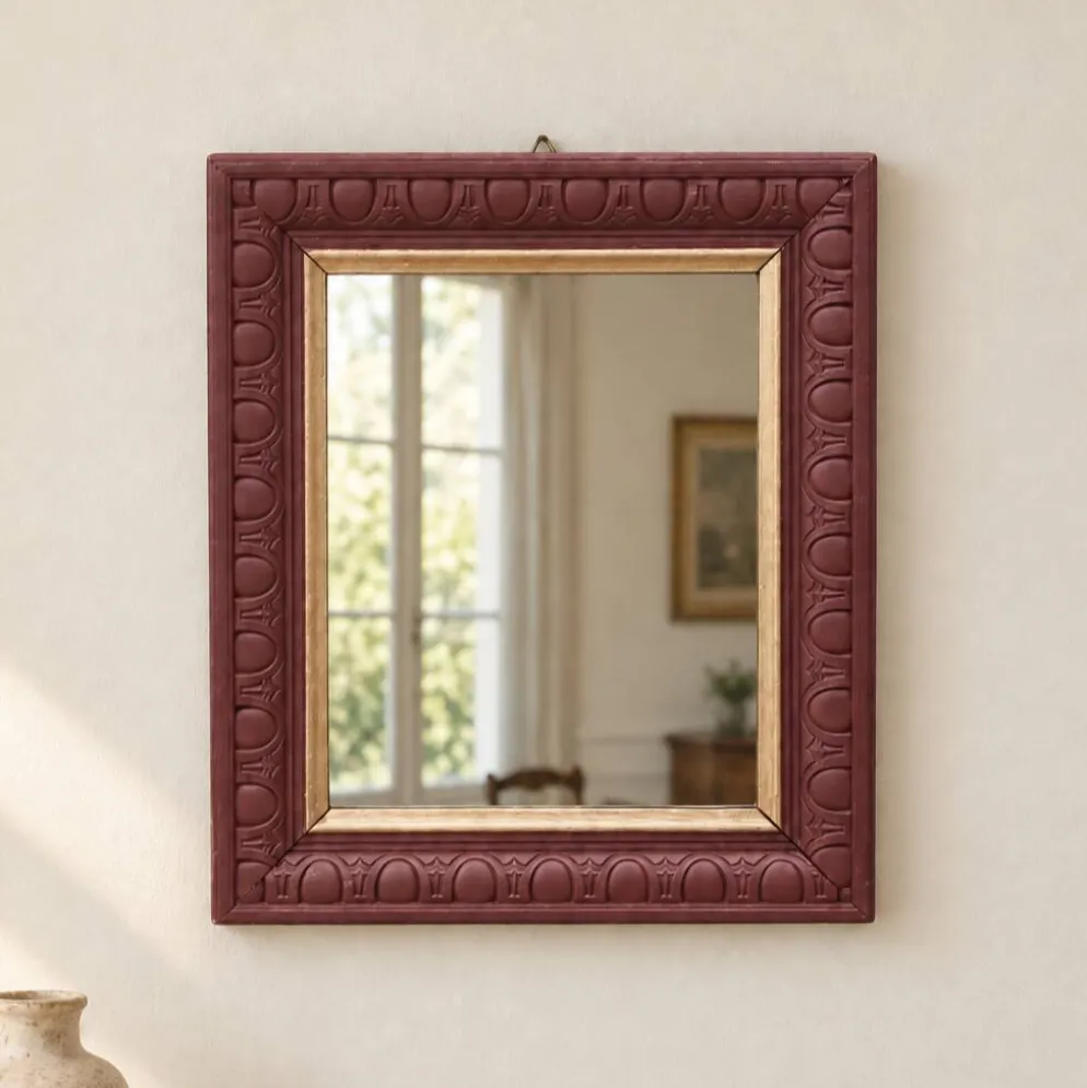 Miroir mural vintage en bois sculpté bordeaux et doré – style Art déco – H4