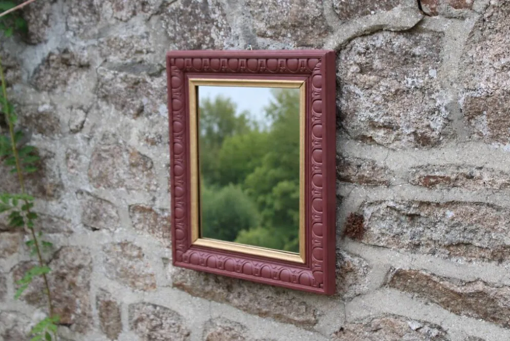 Miroir mural vintage en bois sculpté bordeaux et doré – style Art déco – H4