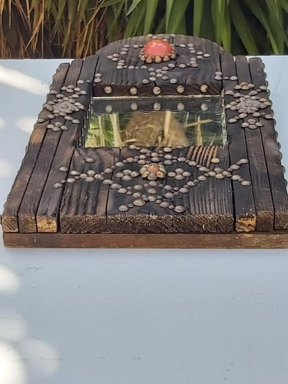 Miroir oriental brutaliste en bois 23x53cm