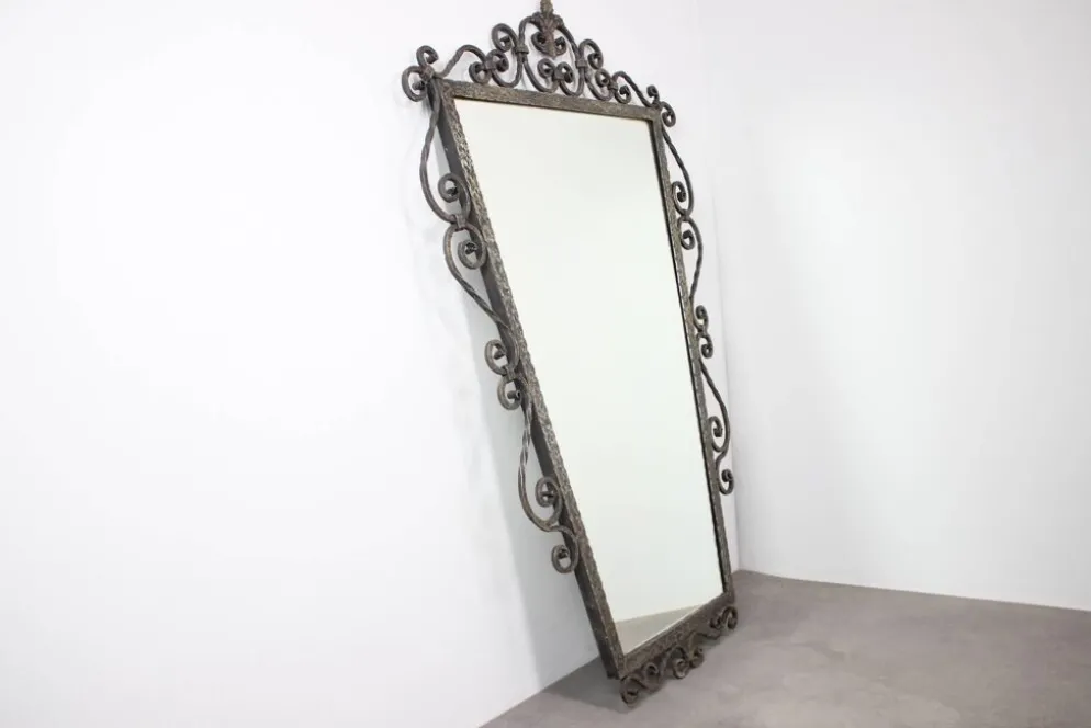 Miroir ornemental en fer forgé MOKO Praha, Tchécoslovaquie, milieu du 20ème siècle