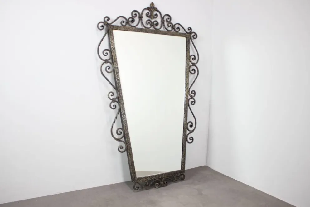 Miroir ornemental en fer forgé MOKO Praha, Tchécoslovaquie, milieu du 20ème siècle