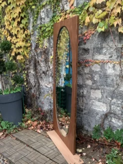 Miroir oval biseauté sur porte art déco Acajou 79x162