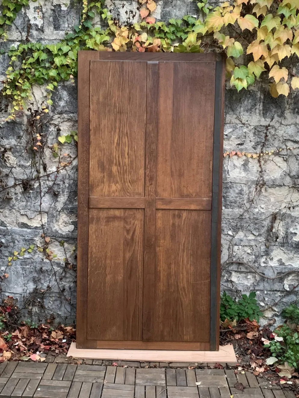 Miroir oval biseauté sur porte art déco Acajou 79x162