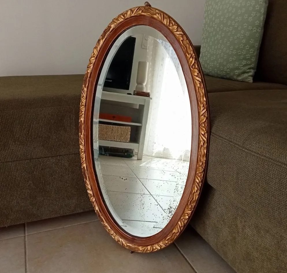 Miroir ovale ancien glace biseauté en bois et stuc XIXeme