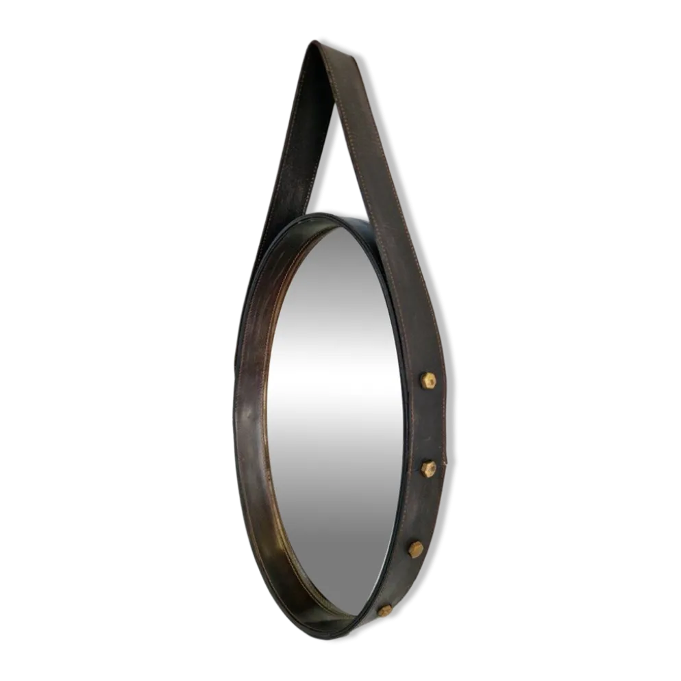 Miroir ovale en cuir florentin en laiton par Jacques Adnet, années 1960