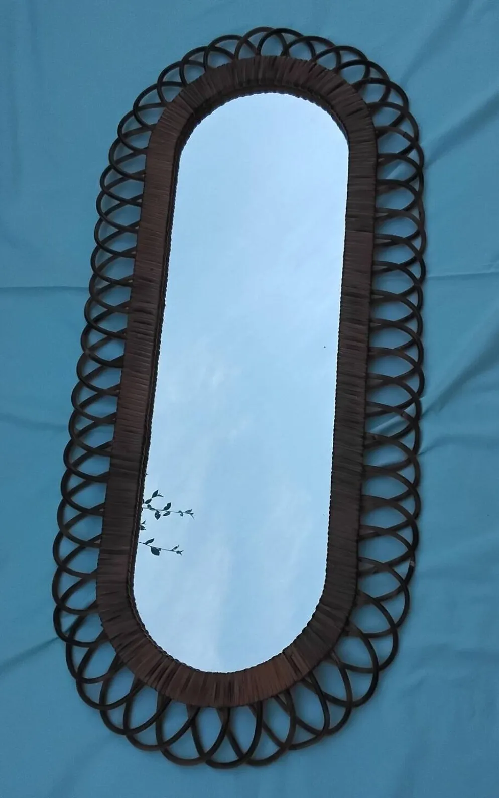 Miroir ovale en rotin