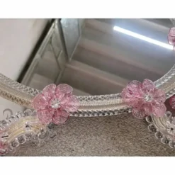 Miroir ovale floral rose vénitien classique en verre de Murano sculpté à la main
